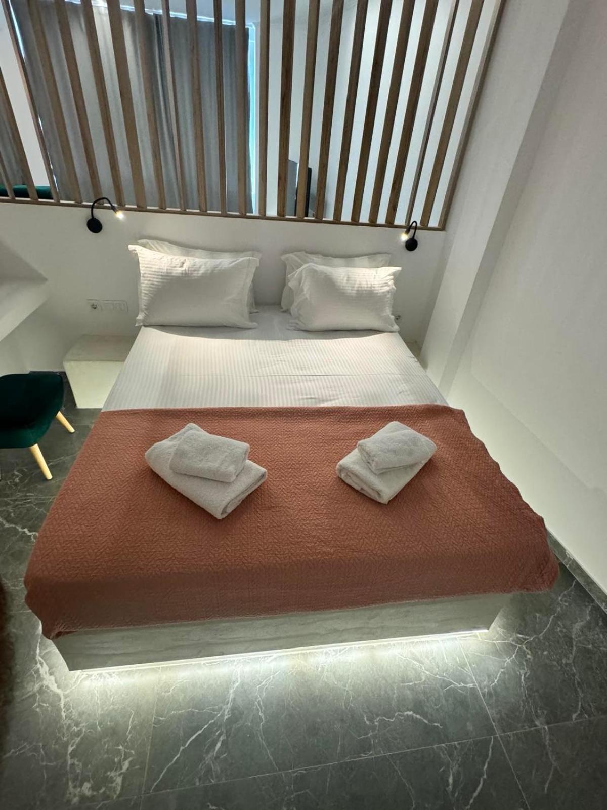 La Dolce Vita-Your Urban Stay Salonicco Esterno foto
